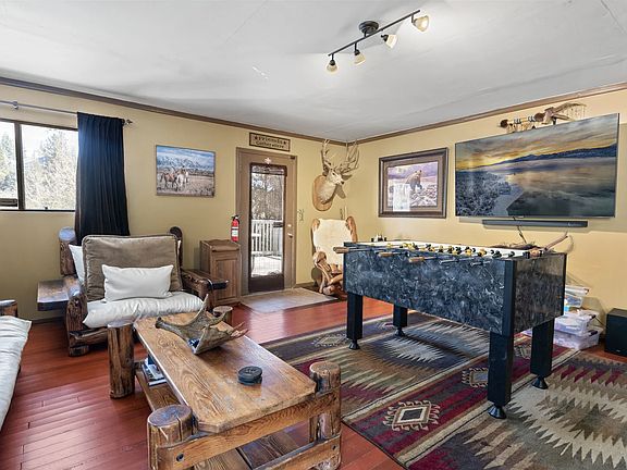 2nd image of 1038 Antelope Mountain Dr