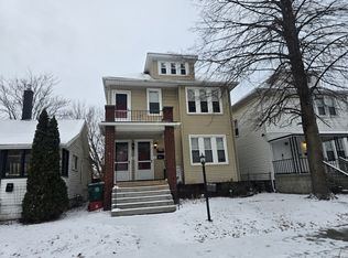 1367 Wayburn St #2, Grosse Pointe, MI 48230