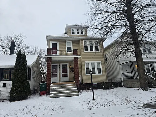 1367 Wayburn St Photo 1