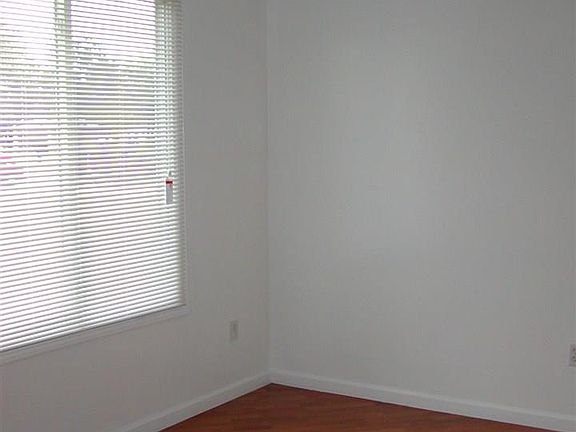 5th image of 26671 Pattow St