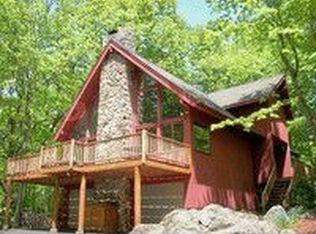 36 Rustic Rd, Ridgefield, CT 06877