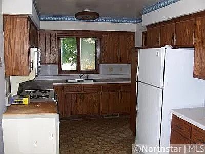 2nd image of 3435 Vincent Ave N