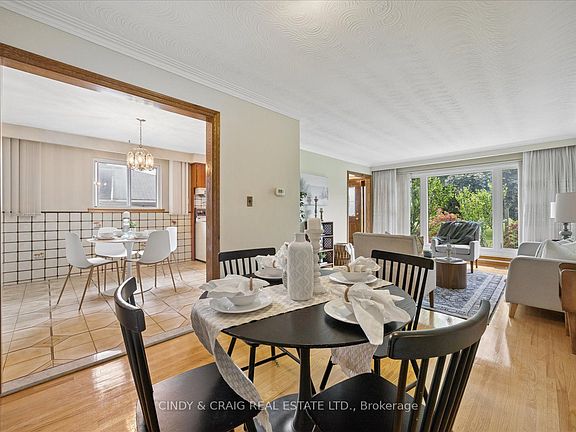 5th image of 75 Lochleven Dr