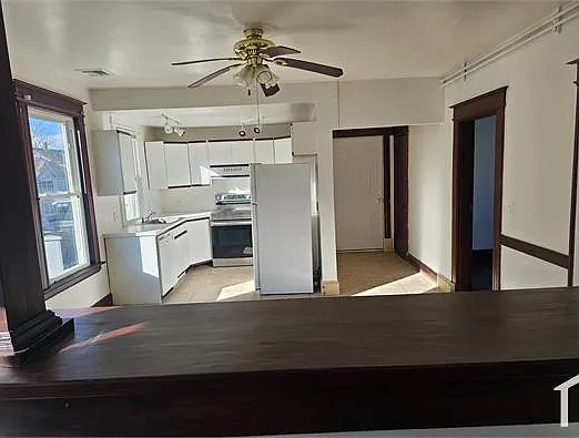 626 Washington Ave #3 — Photo 6