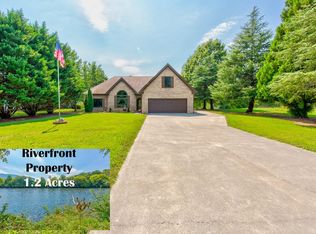 240 Savannah Shores Dr, Delano, TN 37325