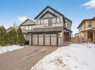 21907 95th Ave NW, Edmonton, AB