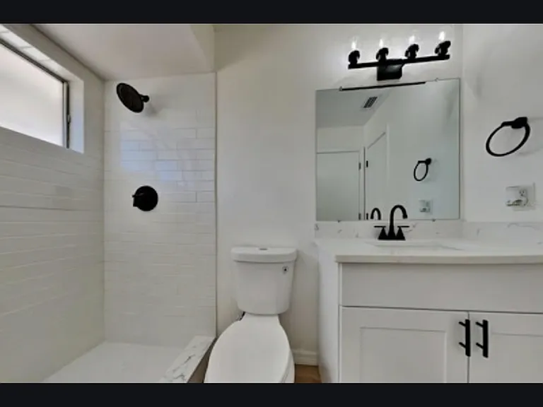 1868 E Cooper Dr — Photo 36