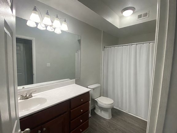 2nd image of 10101 Baltimore Ave