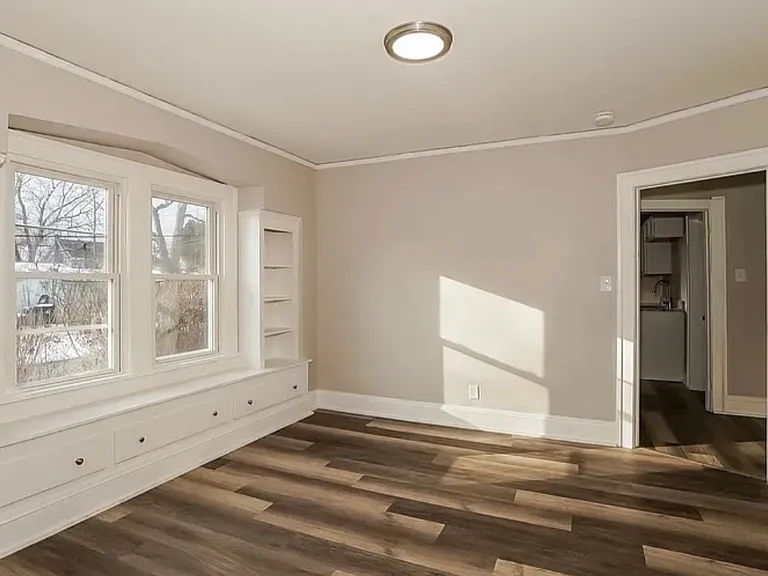 13605 Edgewood Ave — Photo 3