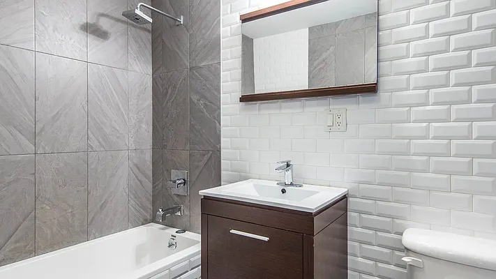 Rented by Nooklyn NYC LLC | media 4