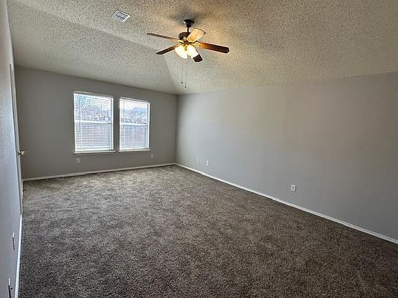4th image of 9300 Goldenview Dr