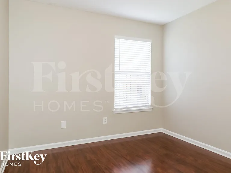 1105 Beckingham Dr — Photo 12