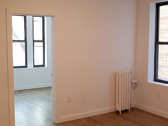 4th image of 639 Bergen Ave #33