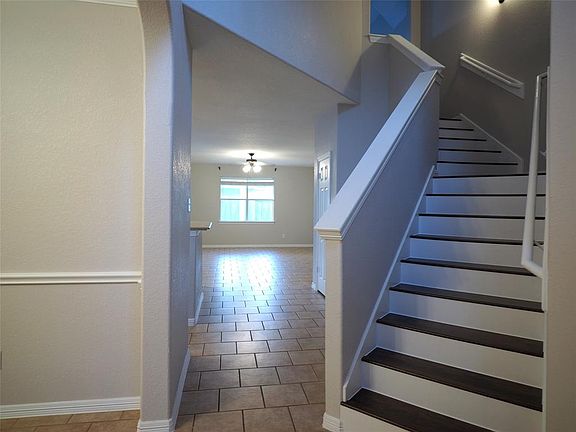 3rd image of 6142 Bradie Ct