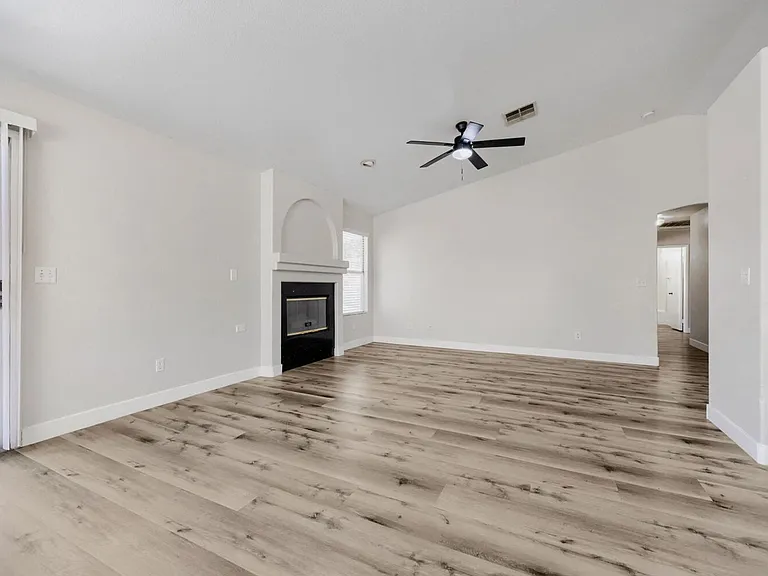 5115 Vista Del Rancho Way — Photo 3