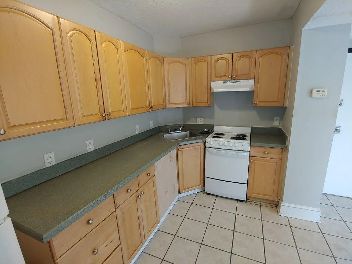 139 Cottage — Photo 2