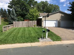 7360 Vinewood Ct N, Maple Grove, MN 55311