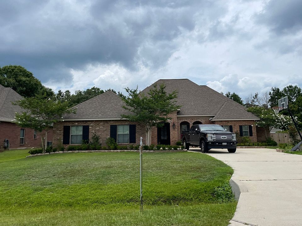 1st image of 537 Belle Pointe Loop