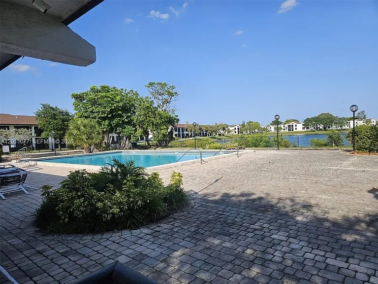 211 Lake Pointe Dr #108 — Photo 21