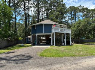 40 Sandpiper Dr, Panacea, FL 32346