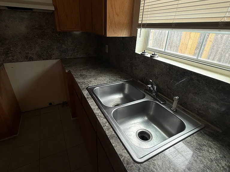 4104 Gus Dr — Photo 12