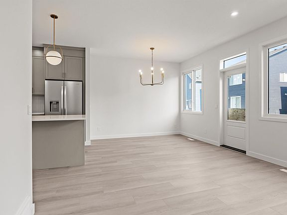 3rd image of 2376 Muckleplum Cres SW