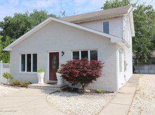 420 Forrest Ave, Lanoka Harbor, NJ 08734