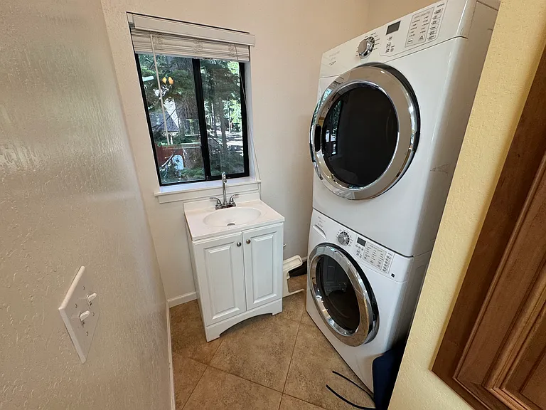 720 Chapel Ln #1 — Photo 16