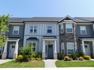 221 Capstone Dr, Lynchburg, VA 24502