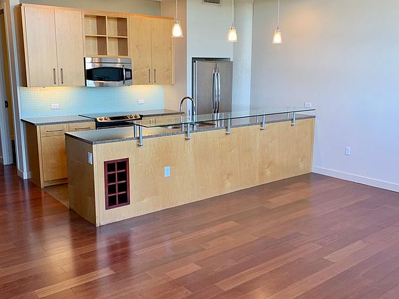 2nd image of 2600 W 7th St APT 1433