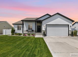 4391 Hatch Hollow Ln, Idaho Falls, ID 83401