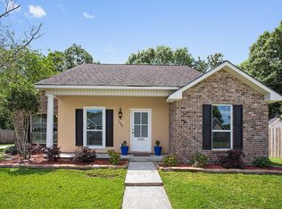 12506 Hidden Ridge Dr, Walker, LA 70785