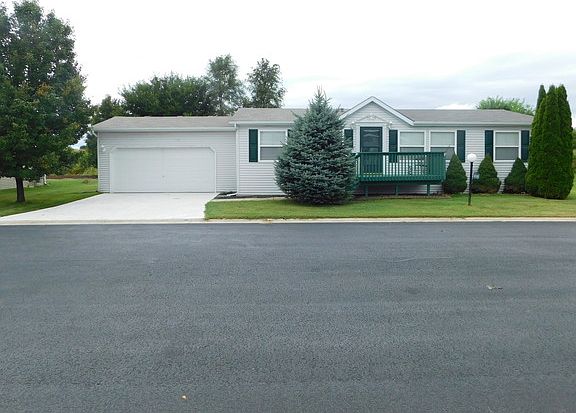 2nd image of 606 S Bluebird Cir