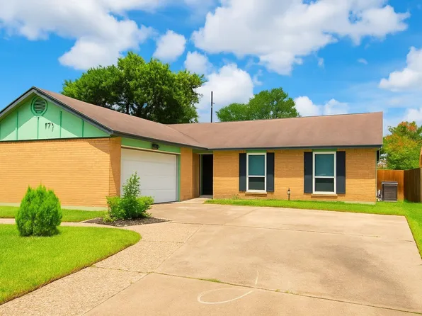 9735 Stonemont Rd, La Porte, TX 77571