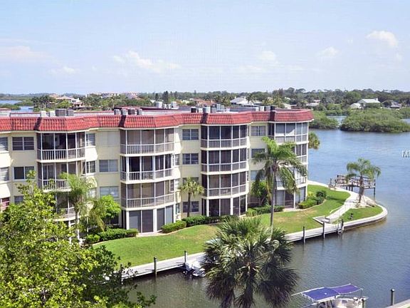 3rd image of 1325 S Portofino Dr APT 405