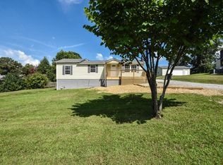 507 Black Oak Dr, Knoxville, TN 37912