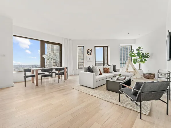 75 Wall St APT 34C, New York, NY 10005
