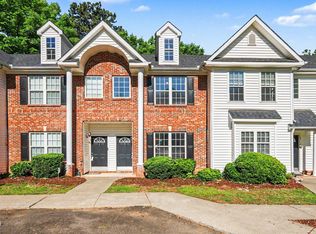 10 Moorefield Ct, Durham, NC 27705