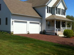 11 Southern View Dr, Narragansett, RI 02882