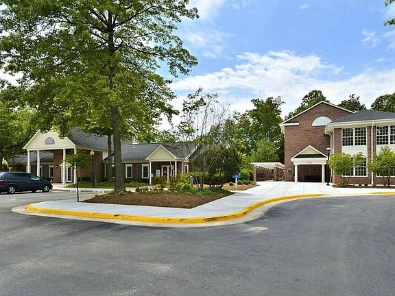5th image of 3749 Center Way #3749