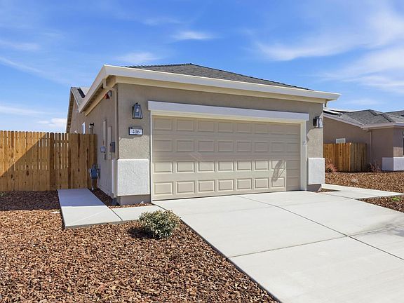 3rd image of 406 Kittyhawk Dr