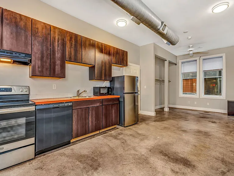 Cincinnati Lofts — Photo 2