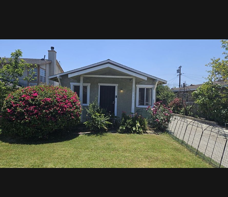 966 E Elma St - Property Image