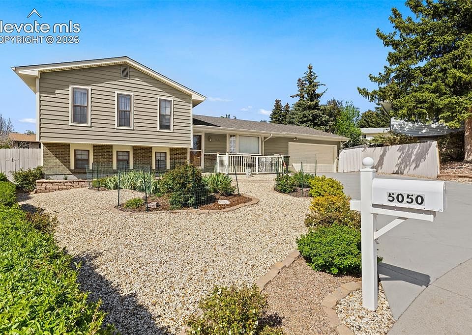 1st image of 5050 N Splendid Cir