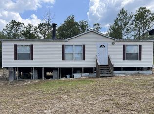 126 Salem Trl, Interlachen, FL 32148