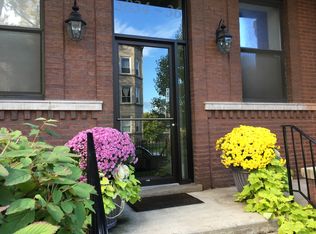 5834 S Calumet Ave #1, Chicago, IL 60637