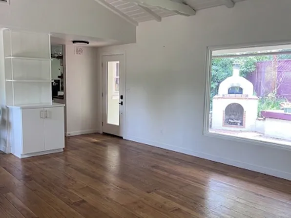 1045 Mountain Blvd, Oakland, CA 94611