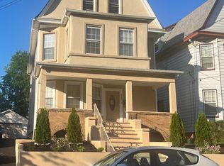 415 Berwick St FLOOR 3, Orange, NJ 07050