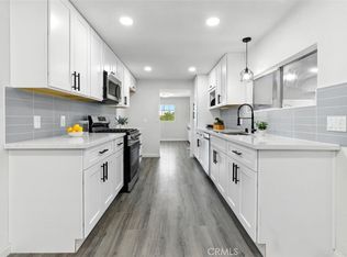 900 Santa Clara Cir, Hemet, CA 92543