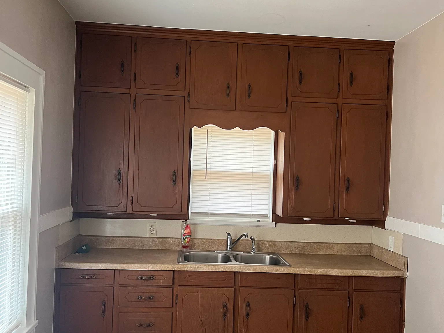 2 bed, 1050 sqft, $850 — Photo 2